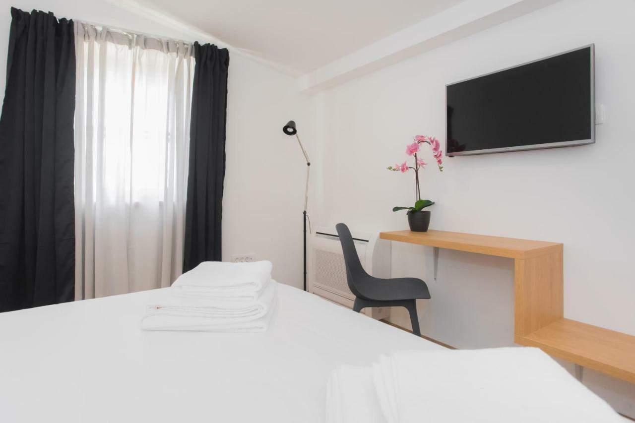 Rooms Kala Šibenik Екстериор снимка