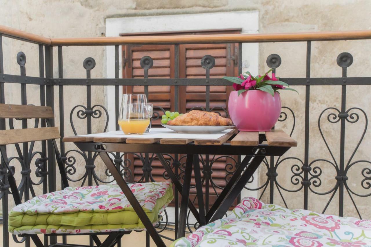 Rooms Kala Šibenik Екстериор снимка
